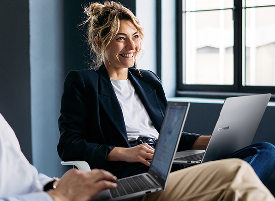 Vegye fel vel&uuml;nk a kapcsolatot